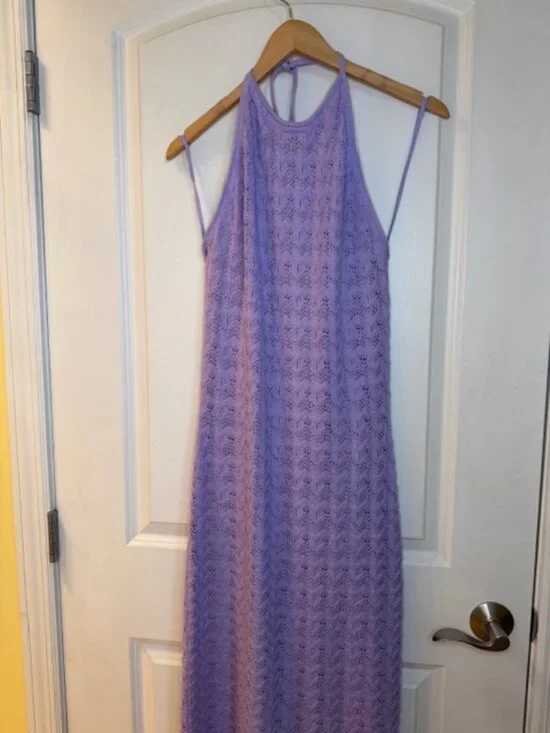 Alice + Olivia Jone lavender midi crochet halter dress, size XL, like new - Picture 3 of 7